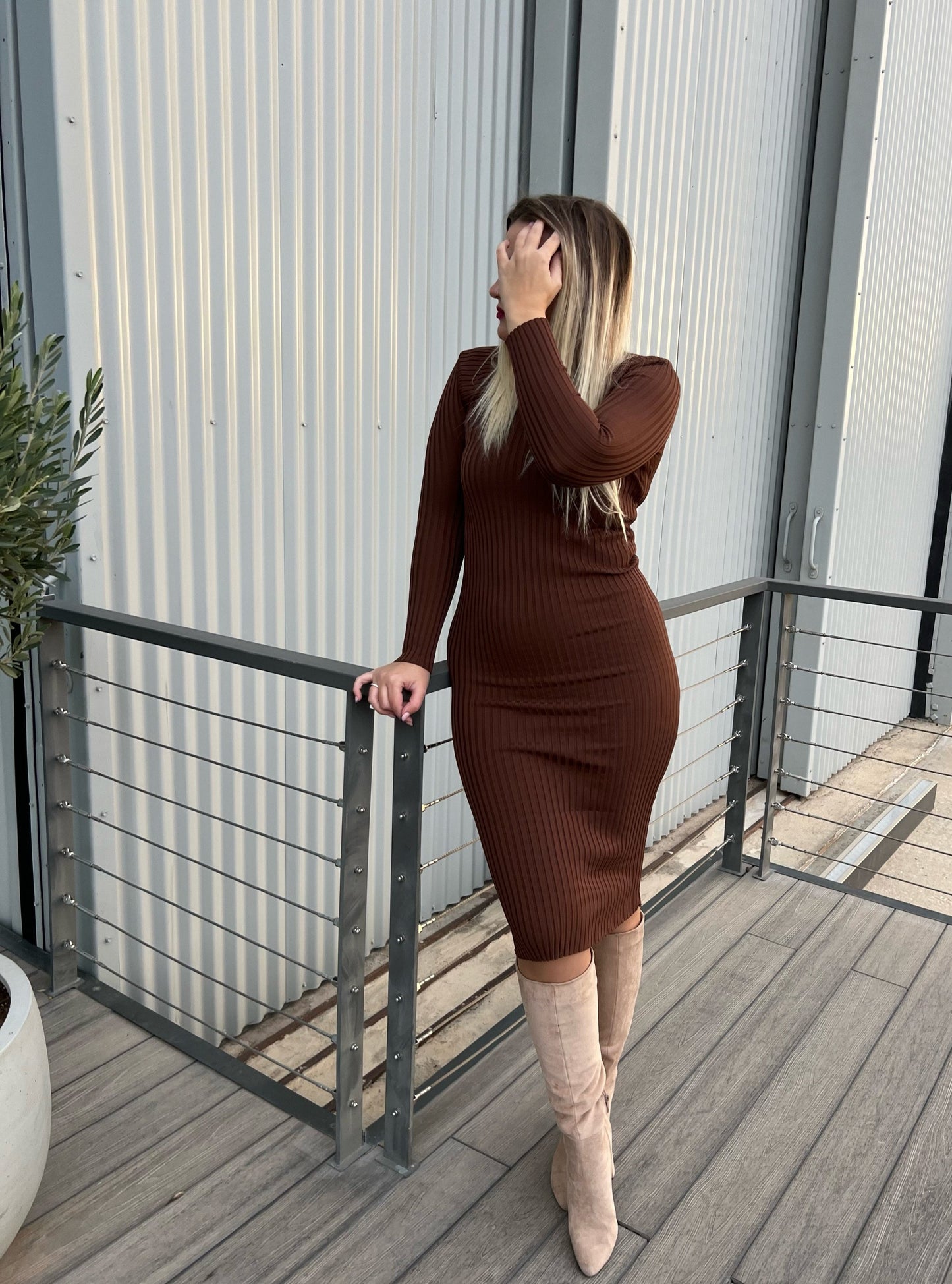 TOFFEE RIB DRESS